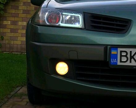 Зеленый Рено Меган, объемом двигателя 1.6 л и пробегом 200 тыс. км за 5350 $, фото 1 на Automoto.ua