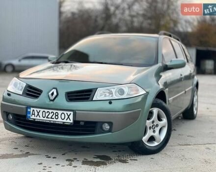 Зеленый Рено Меган, объемом двигателя 1.6 л и пробегом 240 тыс. км за 6100 $, фото 7 на Automoto.ua