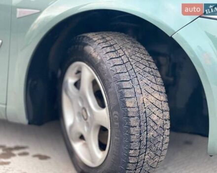 Зеленый Рено Меган, объемом двигателя 1.6 л и пробегом 240 тыс. км за 6100 $, фото 4 на Automoto.ua