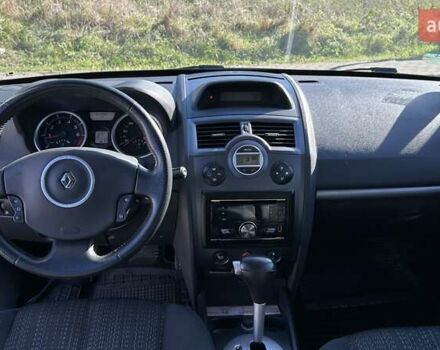 Зеленый Рено Меган, объемом двигателя 0 л и пробегом 205 тыс. км за 6000 $, фото 8 на Automoto.ua