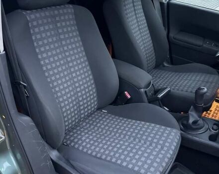 Зелений Рено Меган, об'ємом двигуна 1.6 л та пробігом 231 тис. км за 4700 $, фото 23 на Automoto.ua