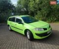 Зеленый Рено Меган, объемом двигателя 1.5 л и пробегом 300 тыс. км за 3350 $, фото 1 на Automoto.ua