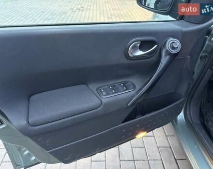 Зелений Рено Меган, об'ємом двигуна 1.6 л та пробігом 231 тис. км за 4700 $, фото 20 на Automoto.ua