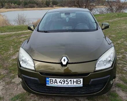 Зелений Рено Меган, об'ємом двигуна 1.6 л та пробігом 209 тис. км за 7500 $, фото 3 на Automoto.ua
