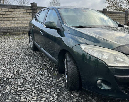 Зелений Рено Меган, об'ємом двигуна 1.46 л та пробігом 360 тис. км за 5350 $, фото 2 на Automoto.ua