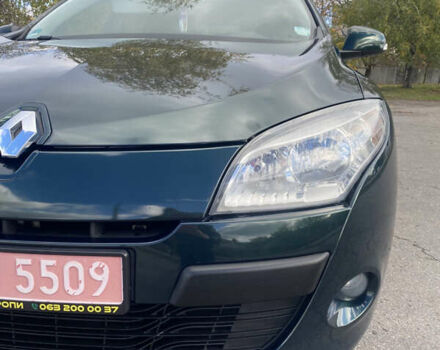 Зелений Рено Меган, об'ємом двигуна 1.6 л та пробігом 205 тис. км за 8700 $, фото 16 на Automoto.ua