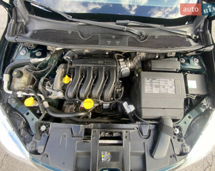 Зелений Рено Меган, об'ємом двигуна 1.6 л та пробігом 205 тис. км за 8700 $, фото 42 на Automoto.ua