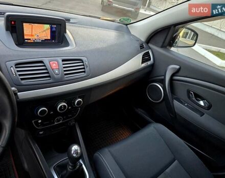 Зеленый Рено Меган, объемом двигателя 1.6 л и пробегом 173 тыс. км за 7400 $, фото 90 на Automoto.ua