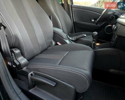 Зеленый Рено Меган, объемом двигателя 1.6 л и пробегом 173 тыс. км за 7400 $, фото 73 на Automoto.ua