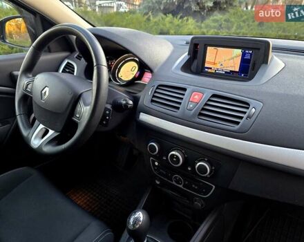 Зеленый Рено Меган, объемом двигателя 1.6 л и пробегом 173 тыс. км за 7400 $, фото 64 на Automoto.ua