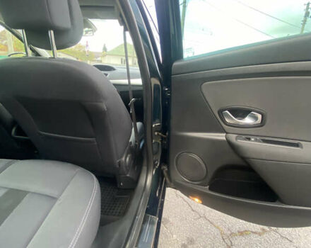 Зелений Рено Меган, об'ємом двигуна 1.6 л та пробігом 205 тис. км за 8700 $, фото 3 на Automoto.ua