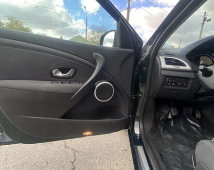 Зелений Рено Меган, об'ємом двигуна 1.6 л та пробігом 205 тис. км за 8700 $, фото 31 на Automoto.ua