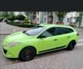 Зелений Рено Меган, об'ємом двигуна 1.5 л та пробігом 250 тис. км за 6667 $, фото 1 на Automoto.ua