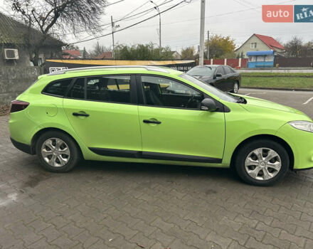 Зеленый Рено Меган, объемом двигателя 1.46 л и пробегом 313 тыс. км за 6500 $, фото 5 на Automoto.ua