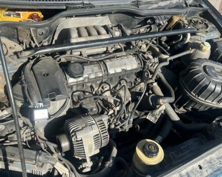 Зеленый Рено Меган, объемом двигателя 2 л и пробегом 250 тыс. км за 2100 $, фото 6 на Automoto.ua