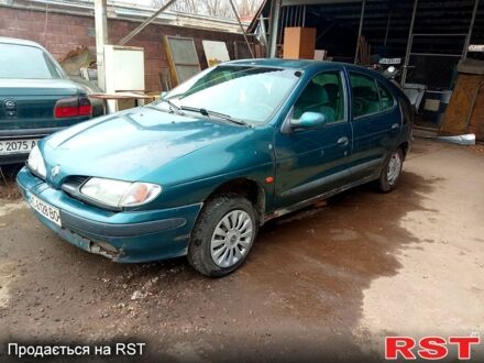 Рено Меган 1996 в Луцке на Automoto.ua Зеленый Рено Меган, объемом двигателя 1.6 л и пробегом 300 тыс. км за 430 $, фото 1 на Automoto.ua