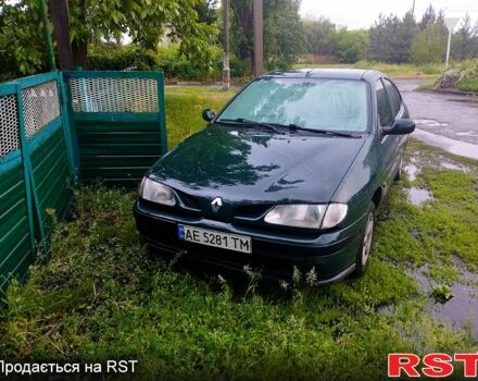 Зелений Рено Меган, об'ємом двигуна 1.6 л та пробігом 1 тис. км за 2300 $, фото 1 на Automoto.ua