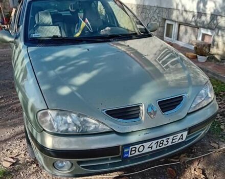 Зеленый Рено Меган, объемом двигателя 1.6 л и пробегом 375 тыс. км за 2200 $, фото 1 на Automoto.ua