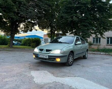 Зеленый Рено Меган, объемом двигателя 1.4 л и пробегом 312 тыс. км за 3000 $, фото 1 на Automoto.ua