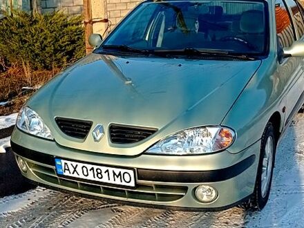 Рено Меган 2002 в Дергачах на Automoto.ua Зеленый Рено Меган, объемом двигателя 1.6 л и пробегом 317 тыс. км за 3300 $, фото 1 на Automoto.ua