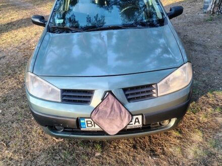 Рено Меган 2002 в Сумах на Automoto.ua Зеленый Рено Меган, объемом двигателя 1.4 л и пробегом 210 тыс. км за 3800 $, фото 1 на Automoto.ua