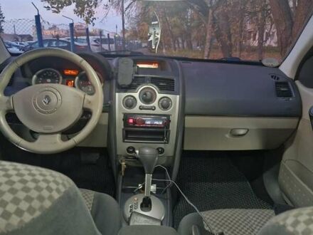 Зелений Рено Меган, об'ємом двигуна 2 л та пробігом 185 тис. км за 5000 $, фото 1 на Automoto.ua