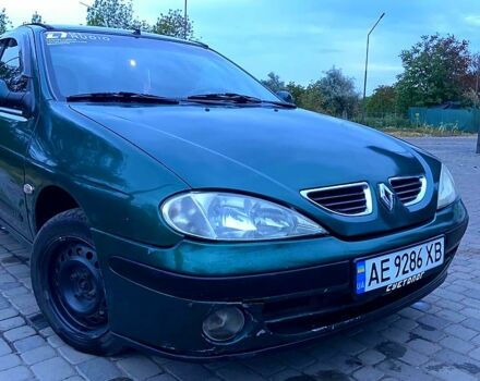 Зелений Рено Меган, об'ємом двигуна 1.4 л та пробігом 0 тис. км за 2150 $, фото 1 на Automoto.ua
