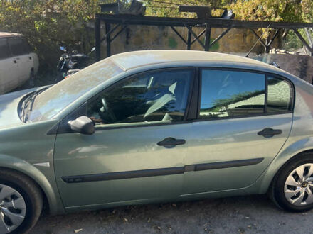 Зелений Рено Меган, об'ємом двигуна 1.39 л та пробігом 320 тис. км за 3500 $, фото 1 на Automoto.ua