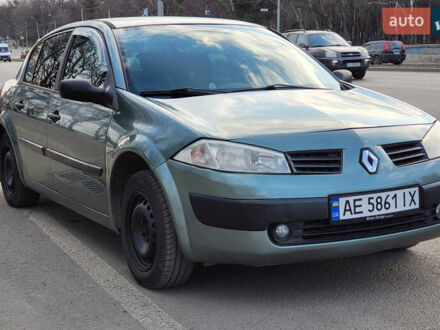 Рено Меган 2004 у Дніпро (Дніпропетровську) на Automoto.ua Зелений Рено Меган, об'ємом двигуна 1.4 л та пробігом 354 тис. км за 2900 $, фото 1 на Automoto.ua