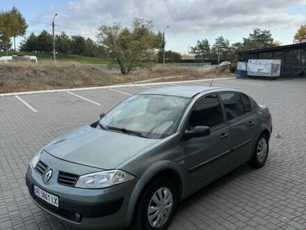 Зеленый Рено Меган, объемом двигателя 1.4 л и пробегом 250 тыс. км за 2650 $, фото 1 на Automoto.ua