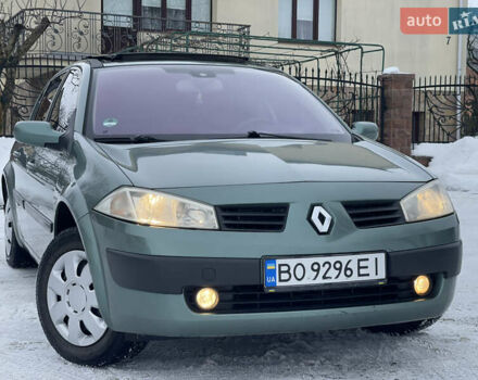 Зеленый Рено Меган, объемом двигателя 1.4 л и пробегом 246 тыс. км за 3699 $, фото 1 на Automoto.ua