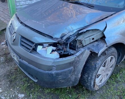 Зелений Рено Меган, об'ємом двигуна 1.5 л та пробігом 307 тис. км за 2000 $, фото 1 на Automoto.ua