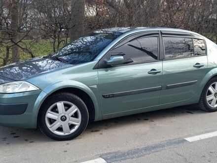 Зеленый Рено Меган, объемом двигателя 1.6 л и пробегом 275 тыс. км за 4800 $, фото 1 на Automoto.ua