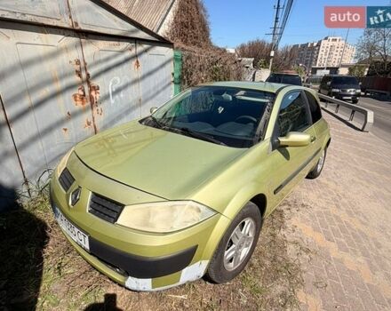 Зеленый Рено Меган, объемом двигателя 1.6 л и пробегом 250 тыс. км за 3900 $, фото 1 на Automoto.ua