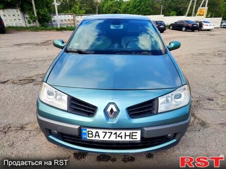 Рено Меган 2006 у Кропивницькому (Кіровограді) на Automoto.ua Зелений Рено Меган, об'ємом двигуна 1.6 л та пробігом 260 тис. км за 5200 $, фото 1 на Automoto.ua