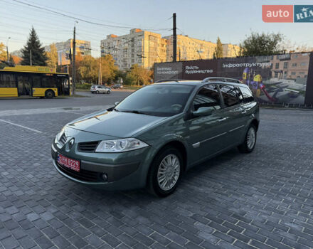 Зеленый Рено Меган, объемом двигателя 1.6 л и пробегом 102 тыс. км за 5999 $, фото 1 на Automoto.ua