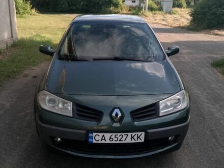 Зеленый Рено Меган, объемом двигателя 1.6 л и пробегом 221 тыс. км за 3900 $, фото 1 на Automoto.ua