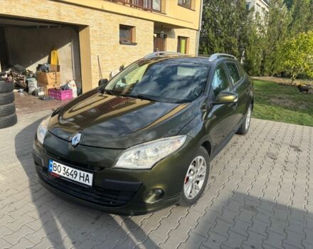 Зеленый Рено Меган, объемом двигателя 1.5 л и пробегом 320 тыс. км за 5721 $, фото 1 на Automoto.ua