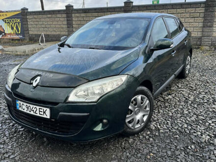 Зеленый Рено Меган, объемом двигателя 1.46 л и пробегом 360 тыс. км за 5350 $, фото 1 на Automoto.ua