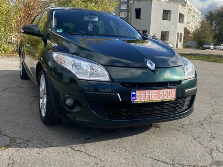 Зелений Рено Меган, об'ємом двигуна 1.6 л та пробігом 205 тис. км за 8700 $, фото 1 на Automoto.ua