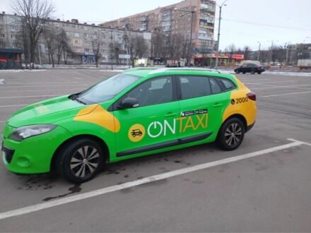 Рено Меган 2012 в Купянске на Automoto.ua Зеленый Рено Меган, объемом двигателя 1.5 л и пробегом 300 тыс. км за 7000 $, фото 1 на Automoto.ua