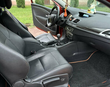 Оранжевый Рено Меган, объемом двигателя 2 л и пробегом 265 тыс. км за 7700 $, фото 11 на Automoto.ua