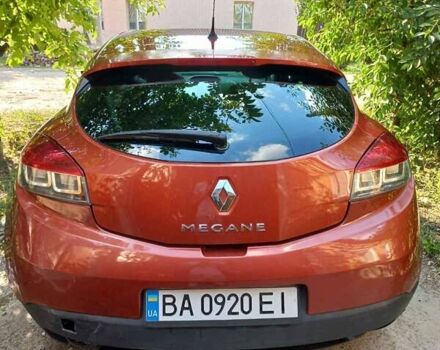 Рено Меган 2011 в Кропивницком (Кировограде) на Automoto.ua Оранжевый Рено Меган, объемом двигателя 2 л и пробегом 181 тыс. км за 6900 $, фото 3 на Automoto.ua