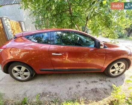 Рено Меган 2011 в Кропивницком (Кировограде) на Automoto.ua Оранжевый Рено Меган, объемом двигателя 2 л и пробегом 181 тыс. км за 6900 $, фото 1 на Automoto.ua
