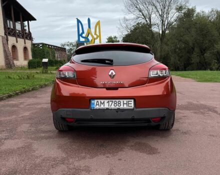 Оранжевый Рено Меган, объемом двигателя 2 л и пробегом 260 тыс. км за 7100 $, фото 2 на Automoto.ua