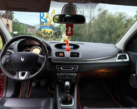 Оранжевый Рено Меган, объемом двигателя 2 л и пробегом 260 тыс. км за 7100 $, фото 12 на Automoto.ua