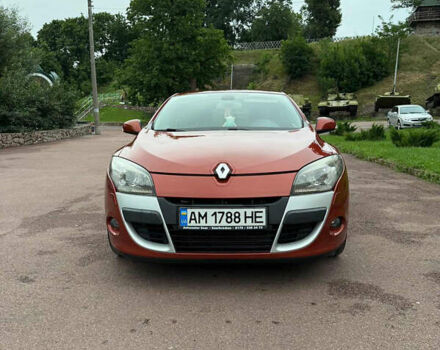 Оранжевый Рено Меган, объемом двигателя 2 л и пробегом 260 тыс. км за 7500 $, фото 8 на Automoto.ua