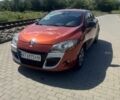 Оранжевый Рено Меган, объемом двигателя 2 л и пробегом 223 тыс. км за 7483 $, фото 1 на Automoto.ua