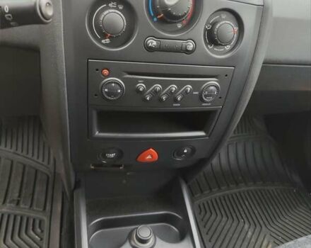 Оранжевый Рено Меган, объемом двигателя 1.6 л и пробегом 163 тыс. км за 5200 $, фото 17 на Automoto.ua