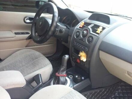 Оранжевый Рено Меган, объемом двигателя 1.6 л и пробегом 293 тыс. км за 4900 $, фото 1 на Automoto.ua